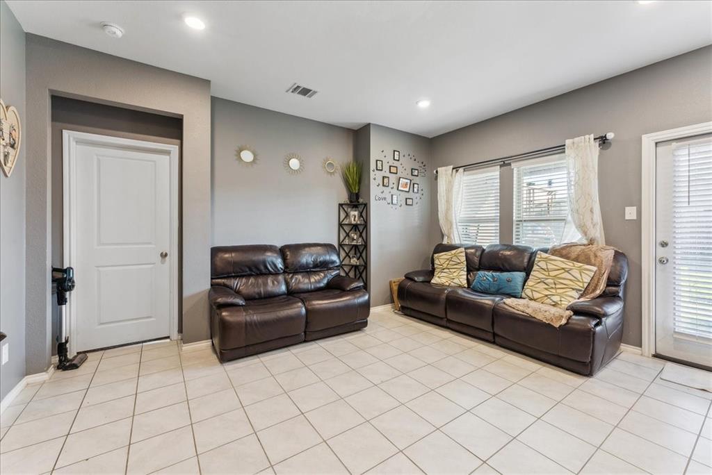 2408 Anton Drive Property Photo 8