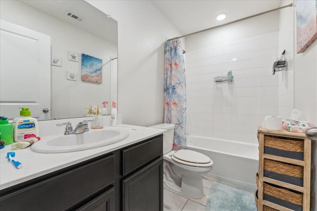 2408 Anton Drive Property Photo 17