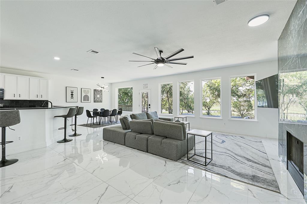 3805 Overlook Court Property Photo