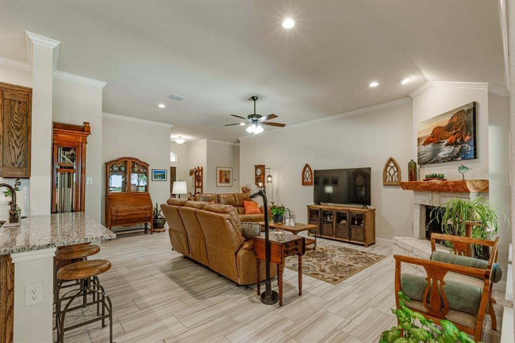 2093 Creekview Lane Property Photo 8