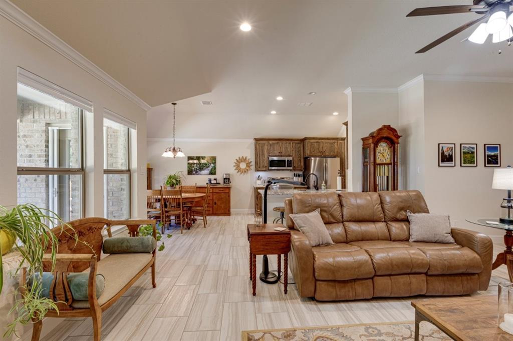 2093 Creekview Lane Property Photo 10