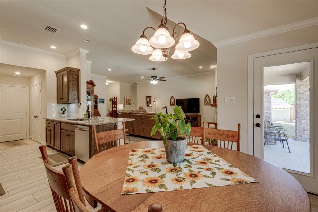 2093 Creekview Lane Property Photo 15