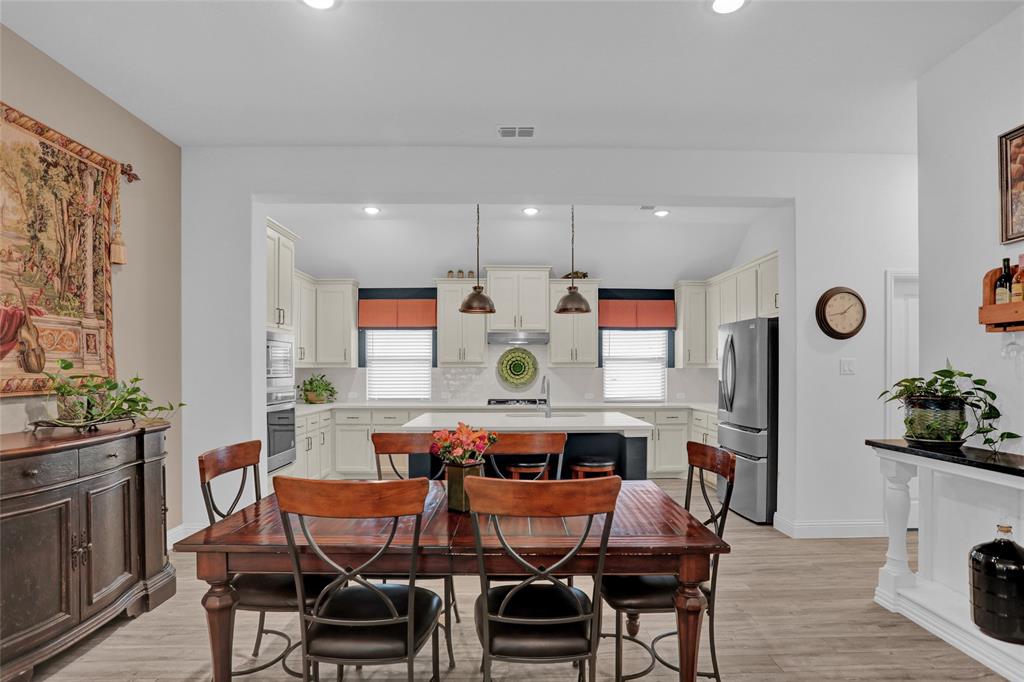 4104 Gray Wolf Drive Property Photo 4