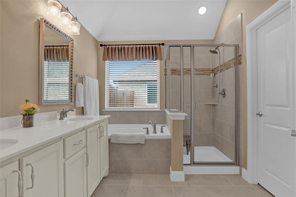 4104 Gray Wolf Drive Property Photo 17
