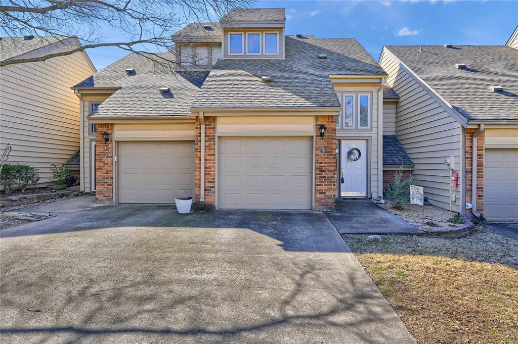 127 Summer Place Circle Property Photo