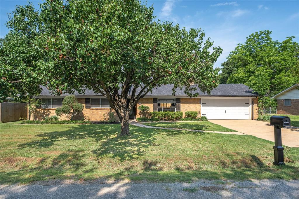 407 Sunset Street Property Photo