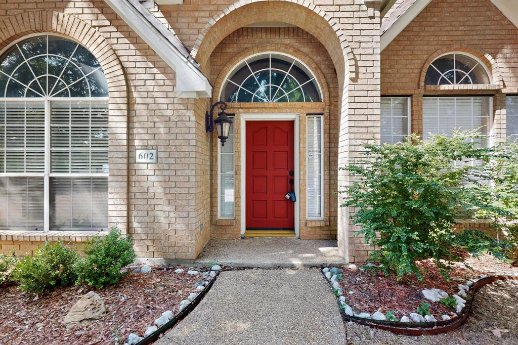 602 Sienna Court Property Photo 5