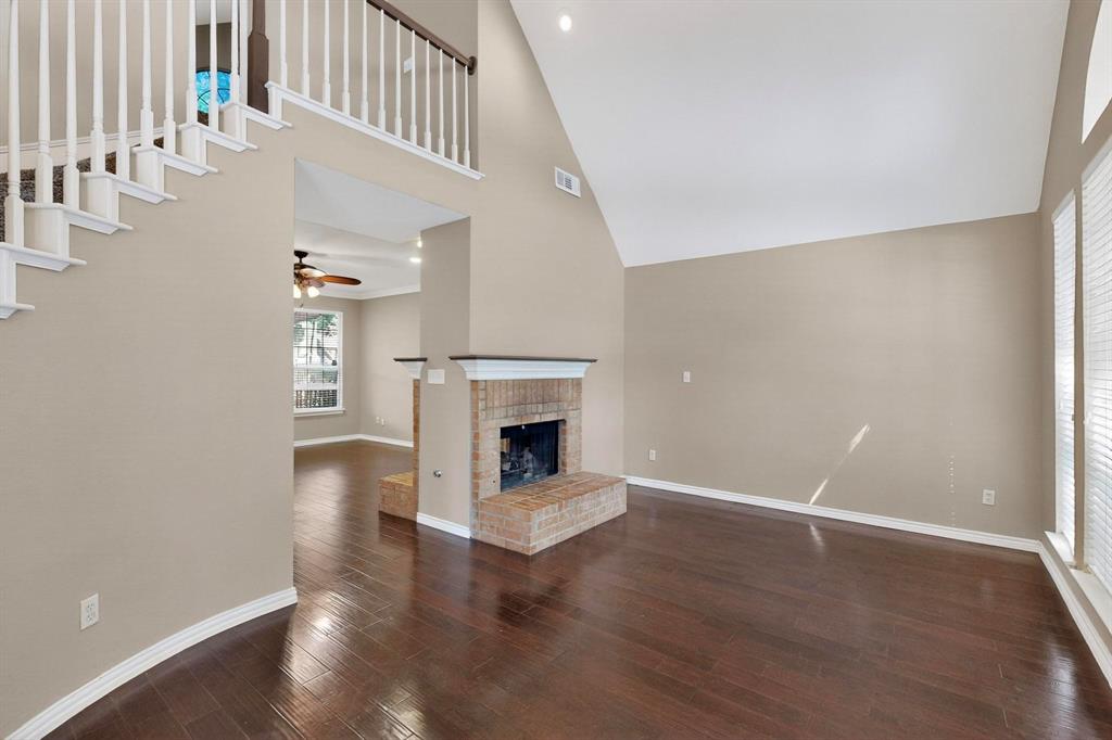 602 Sienna Court Property Photo 9