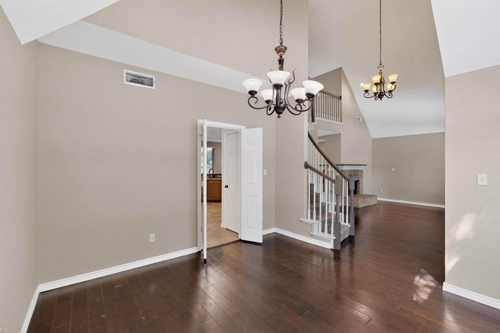 602 Sienna Court Property Photo 10