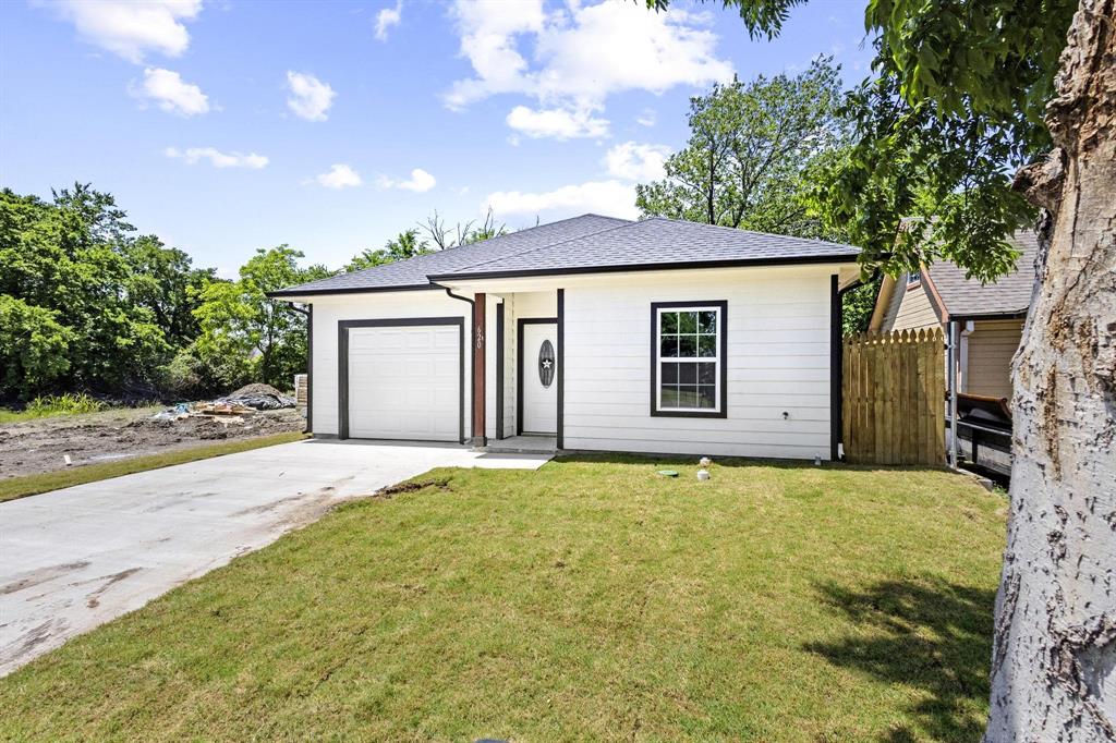 620 S First Street Property Photo