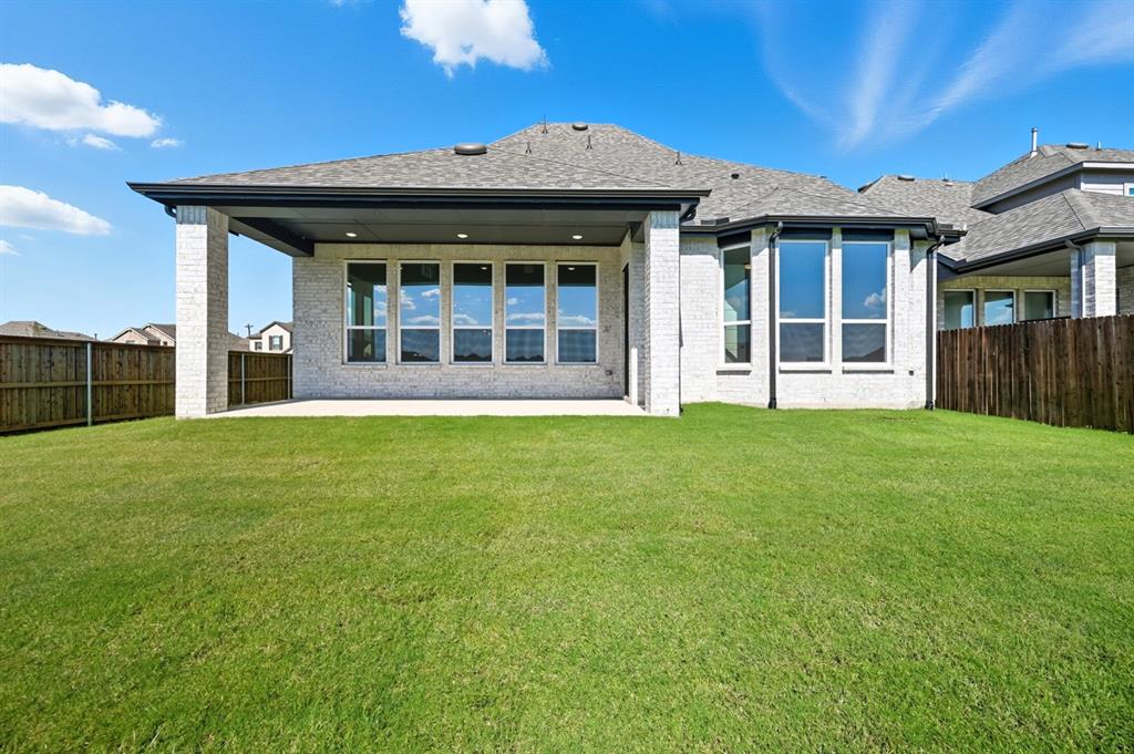 2210 Desmond Drive Property Photo 22