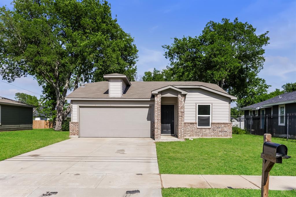 2301 Dillard Street Property Photo