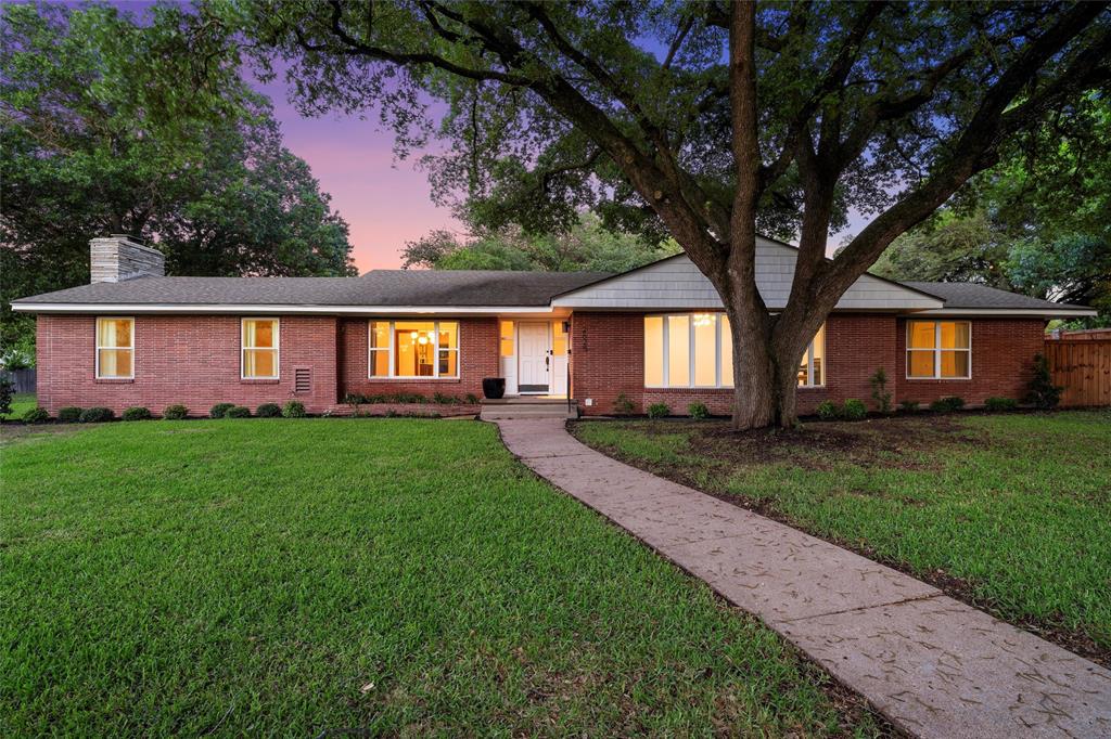 Picture of 2625 Old Oaks Drive