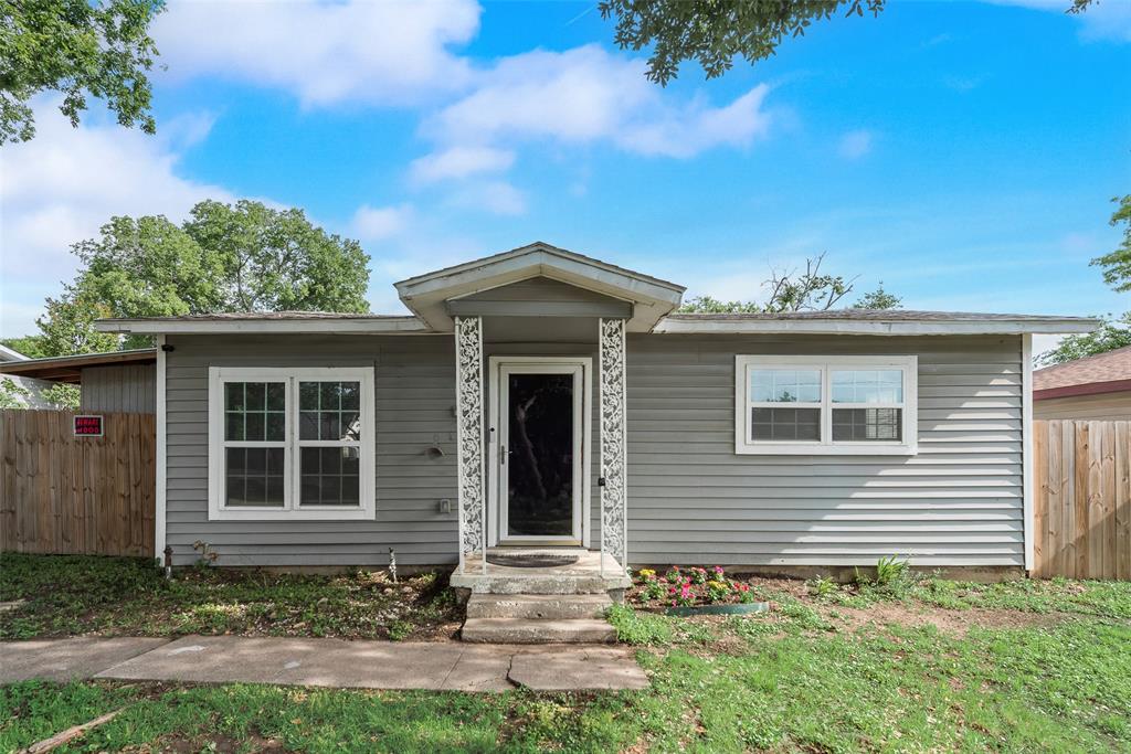 5437 David Strickland Road Property Photo 1