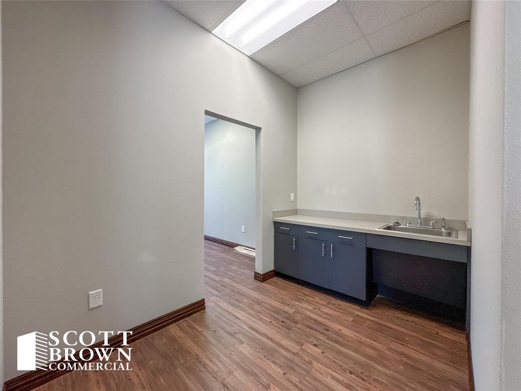 3201 Cross Timbers Road 3 Property Photo 11
