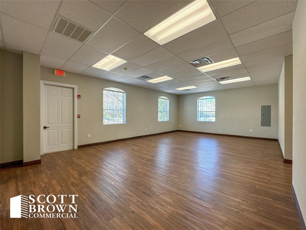 3201 Cross Timbers Road 3 Property Photo 12