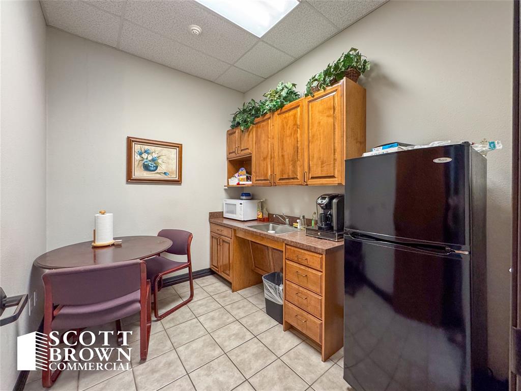 3201 Cross Timbers Road 3 Property Photo 13