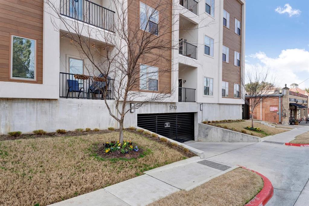 5710 Mccommas Boulevard Property Photo
