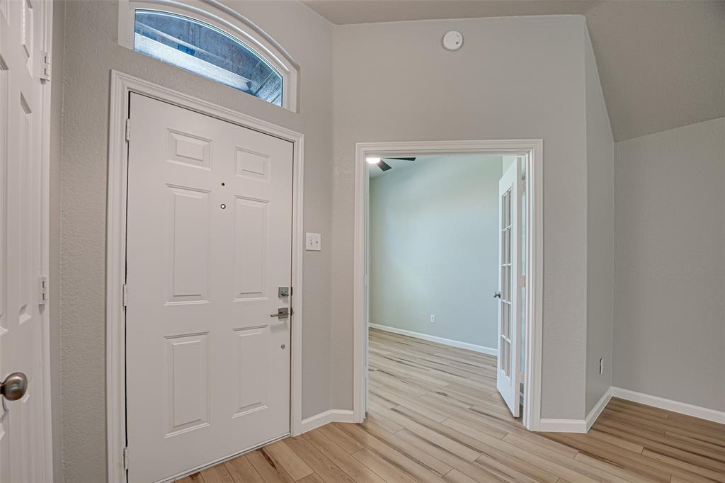 144 Woodcreek Drive Property Photo 3