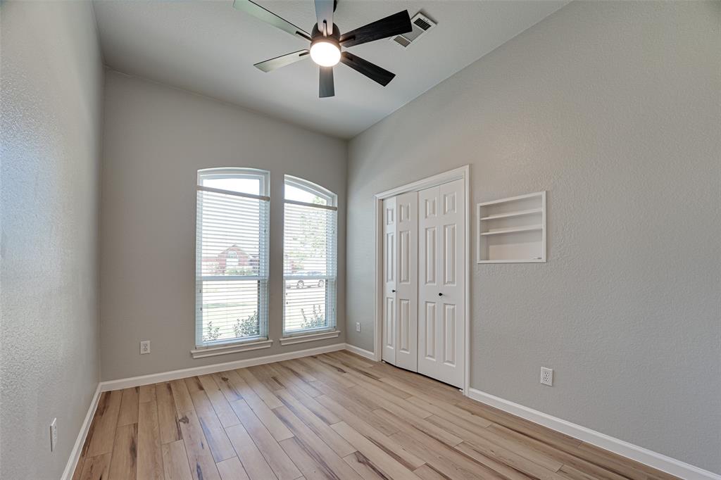 144 Woodcreek Drive Property Photo 11