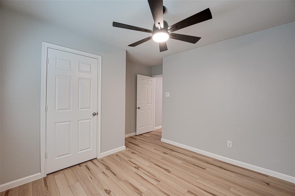 144 Woodcreek Drive Property Photo 12
