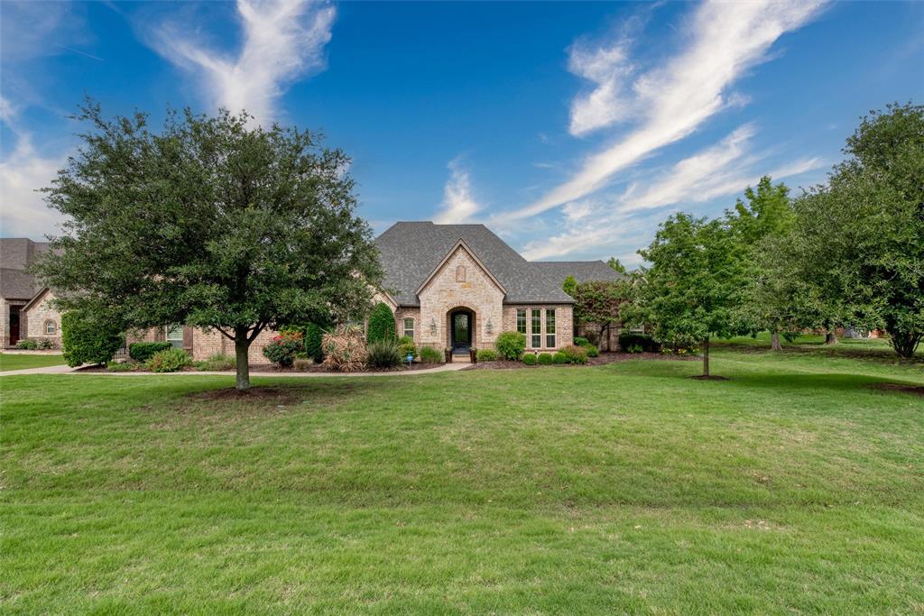 3307 Twin Lakes Drive Property Photo 1