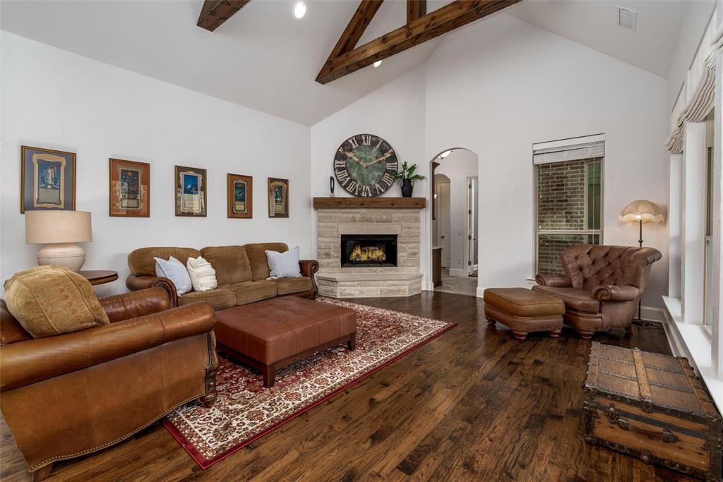 3307 Twin Lakes Drive Property Photo 12