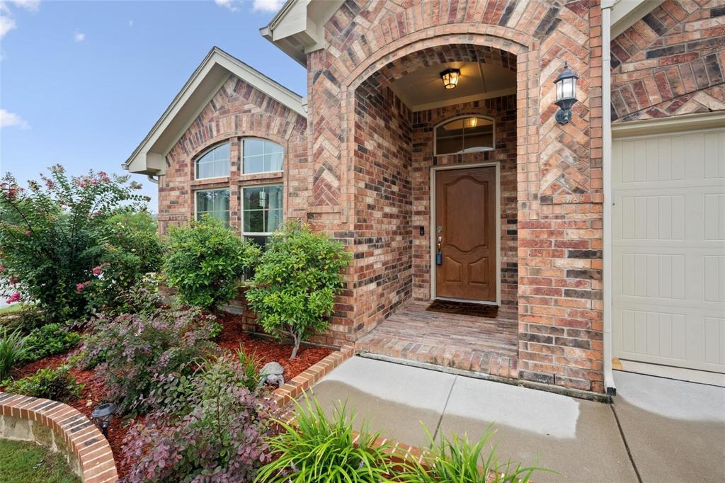 6056 Shiner Drive Property Photo 1