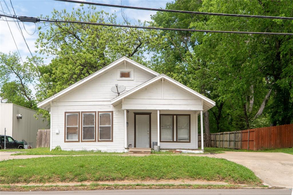 1810 Live Oak Street Property Photo 1