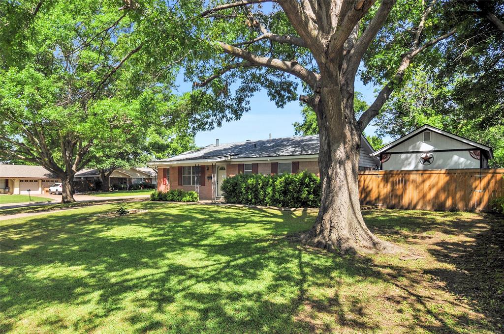 218 Vernon Castle Avenue Property Photo