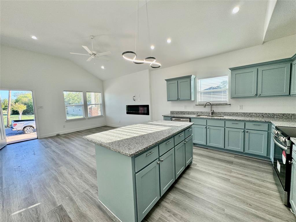 1421 Morse Street Property Photo
