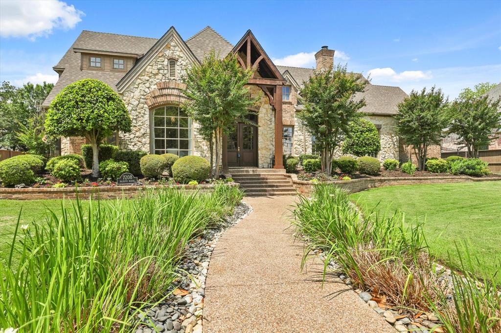 7208 Majestic Manor Property Photo