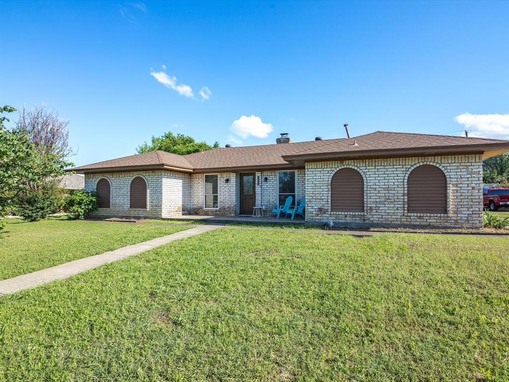 122 Village Estates Drive Property Photo 4
