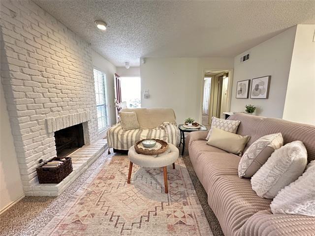 15221 Berry Trail Property Photo