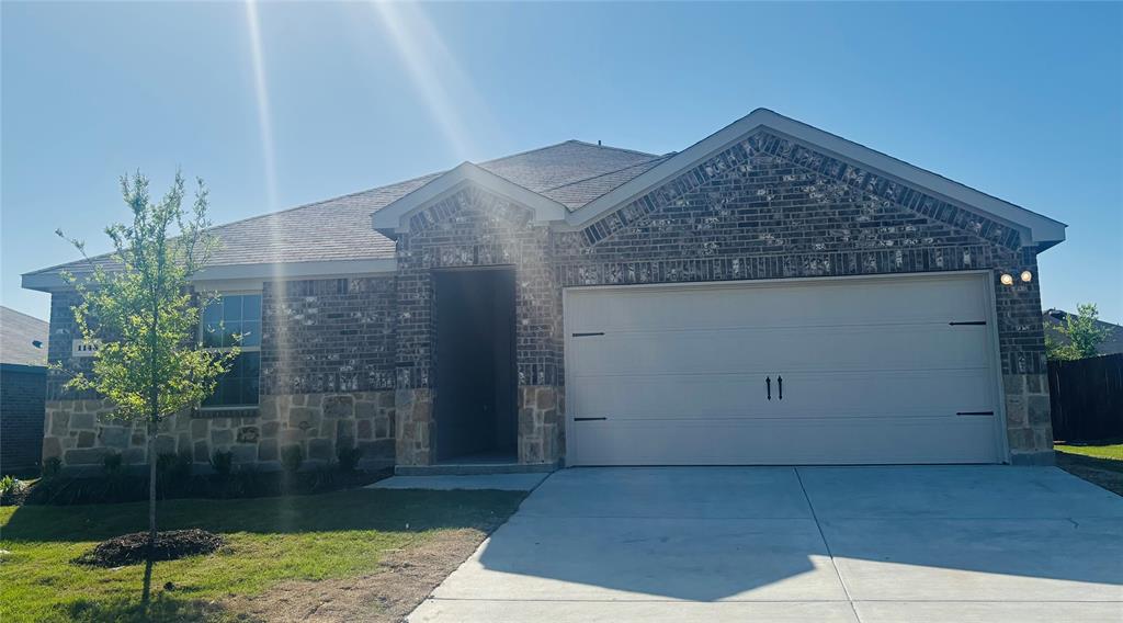 1148 Samantha Drive Property Photo 1