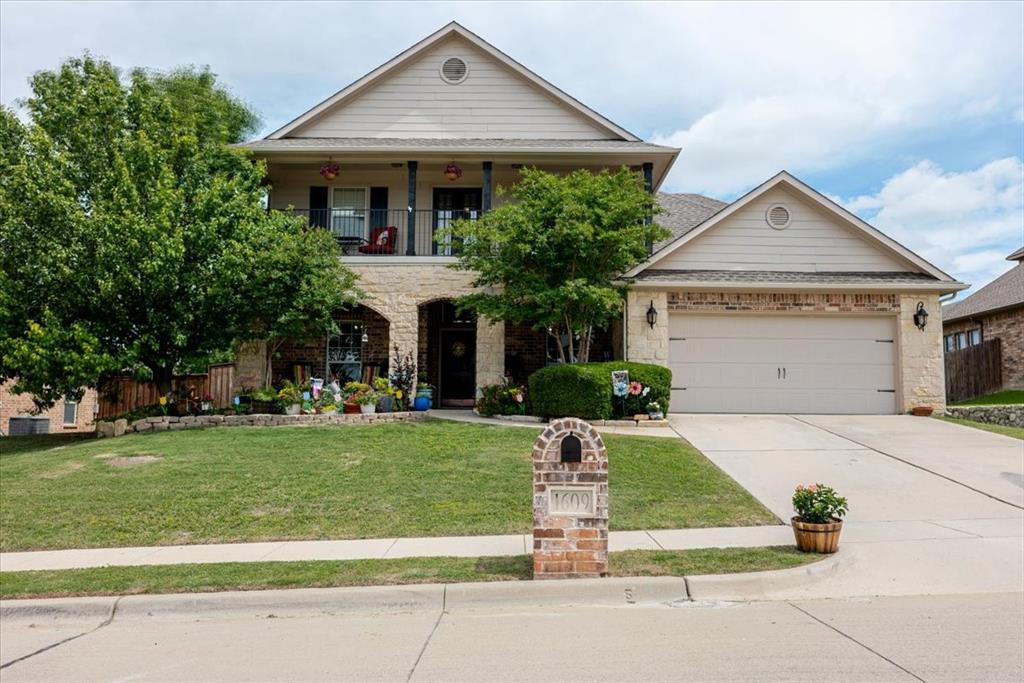 1609 Silverstone Drive Property Photo 1