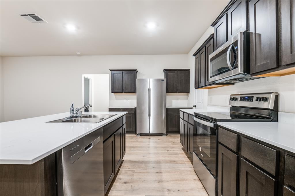 222 Redbarn Lane Property Photo 1