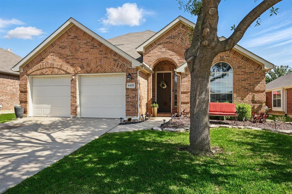 6429 Lakewood Drive Property Photo