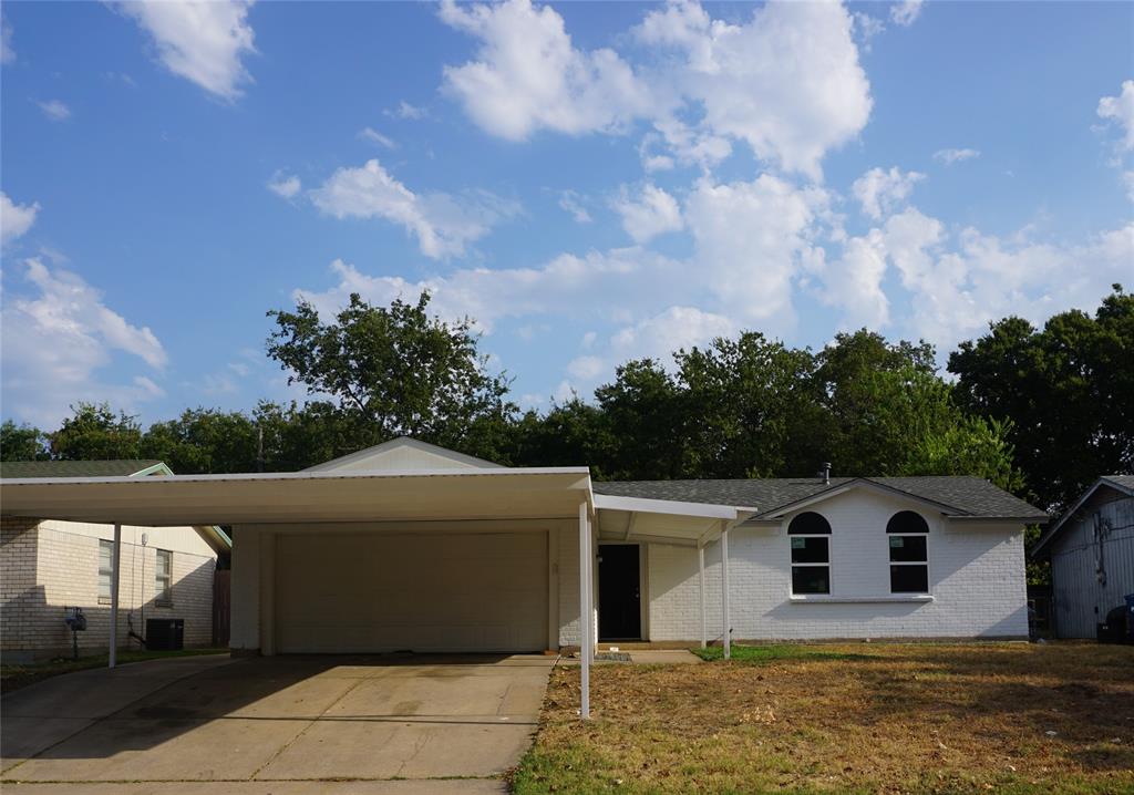 1645 Americana Boulevard Property Photo 1