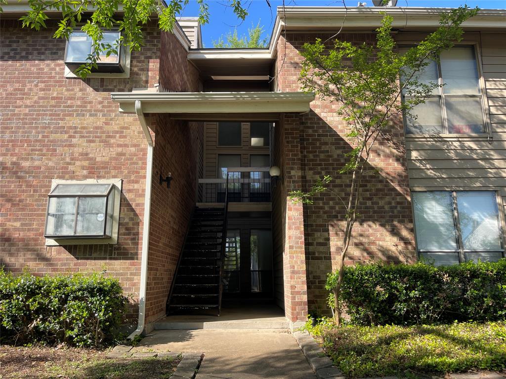 5750 Phoenix Drive Property Photo