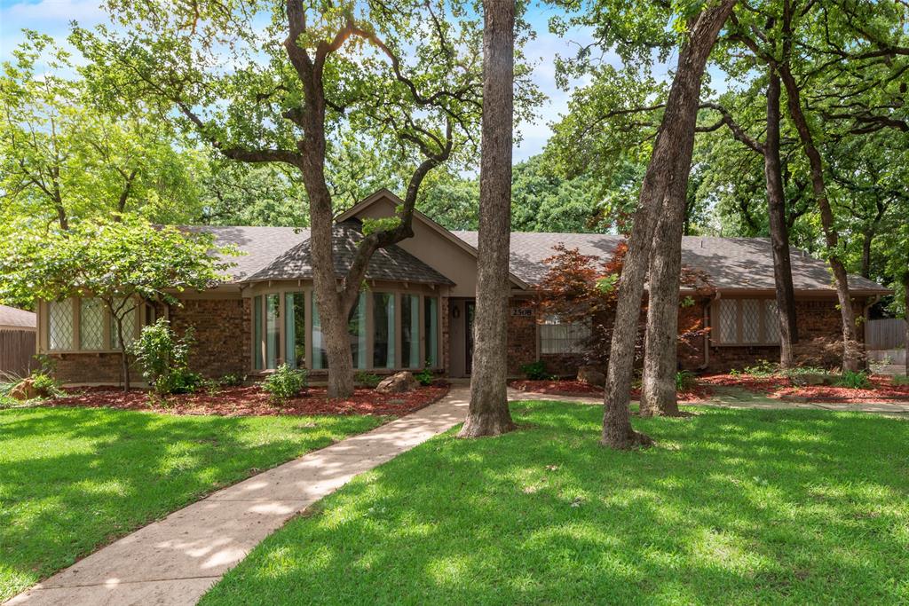 2508 Oak Manor Court Property Photo 1