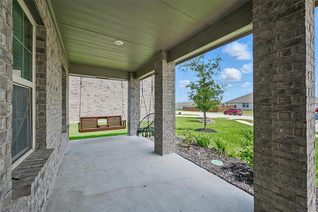 305 Sage Street Property Photo 4