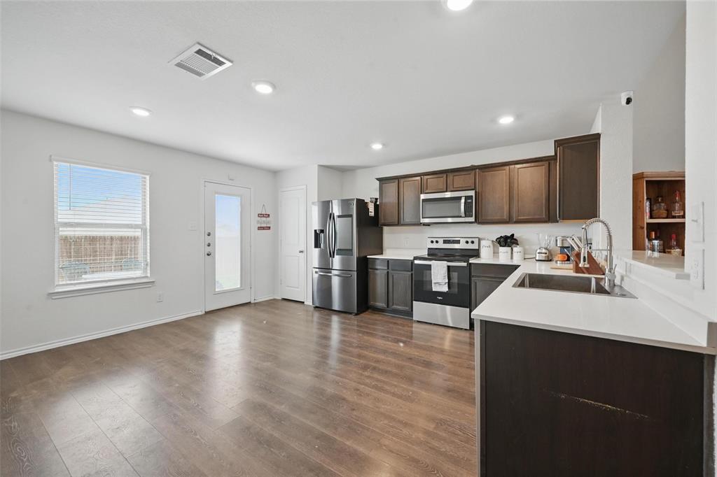 305 Sage Street Property Photo 13
