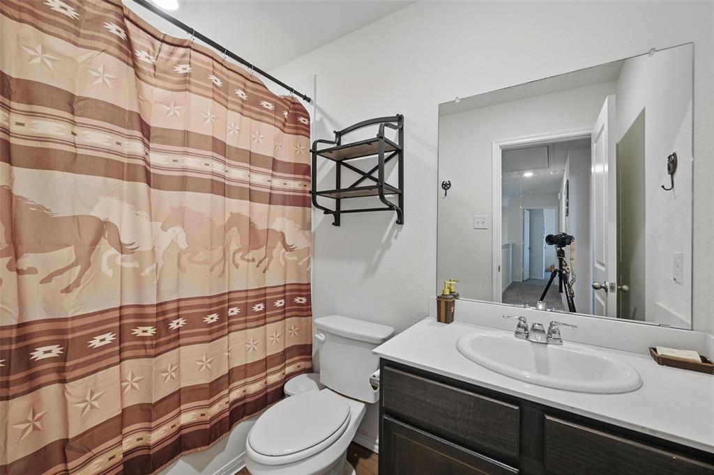 305 Sage Street Property Photo 28