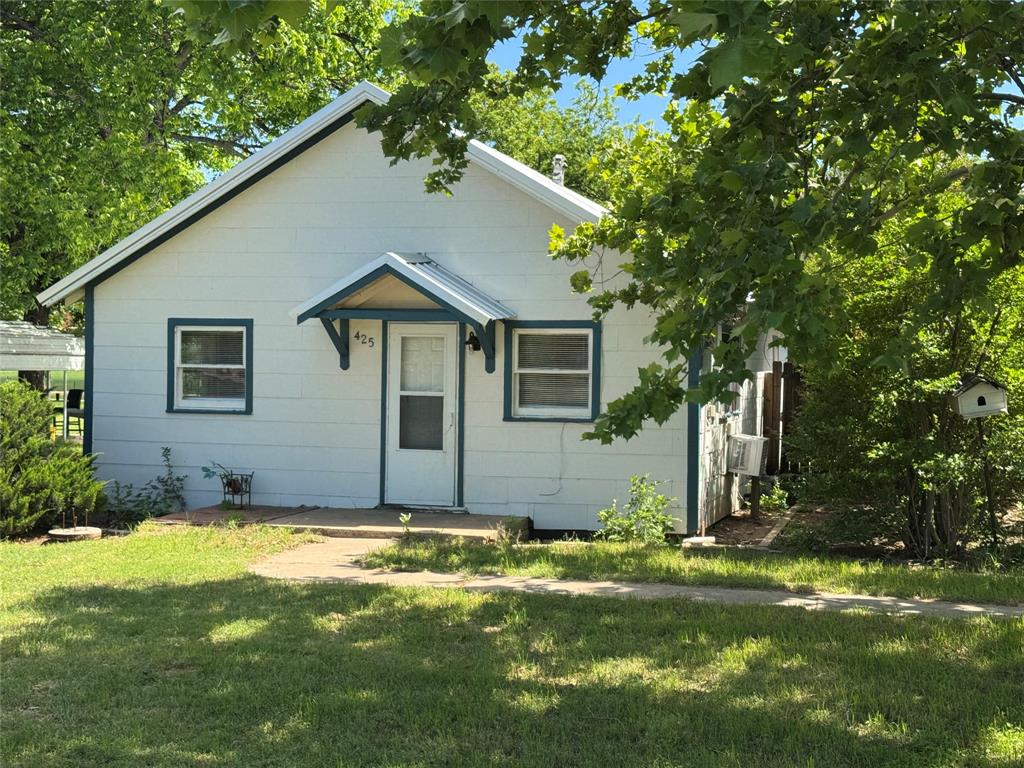 425 S 1st Street Property Photo