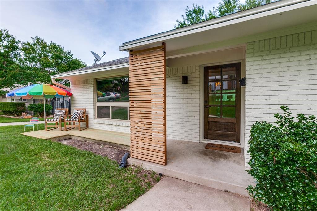 6918 Blackwood Drive Property Photo 1