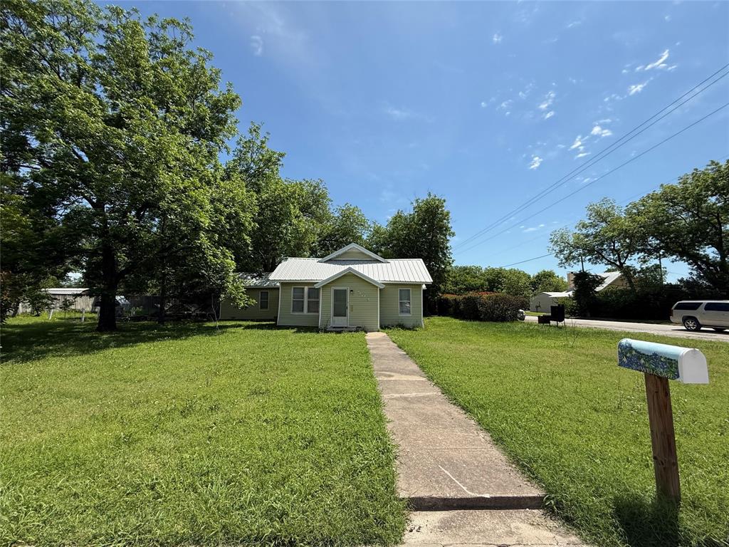 503 N Avenue I Property Photo 1