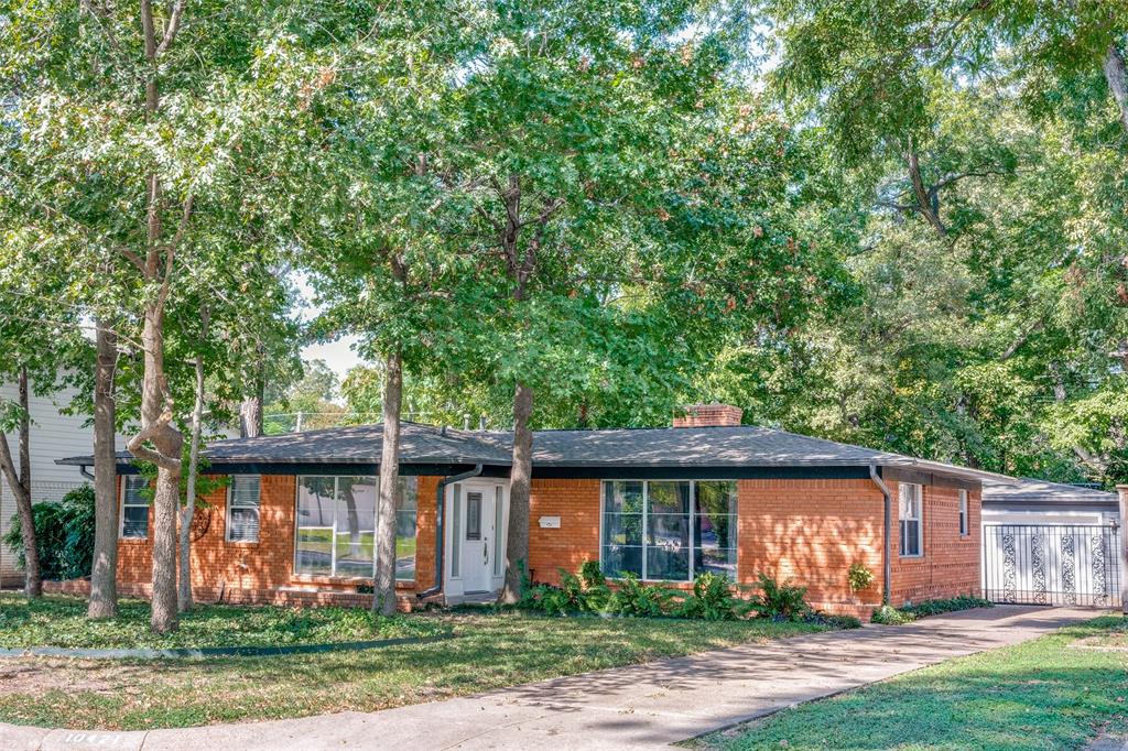 10421 Lake Gardens Drive Property Photo