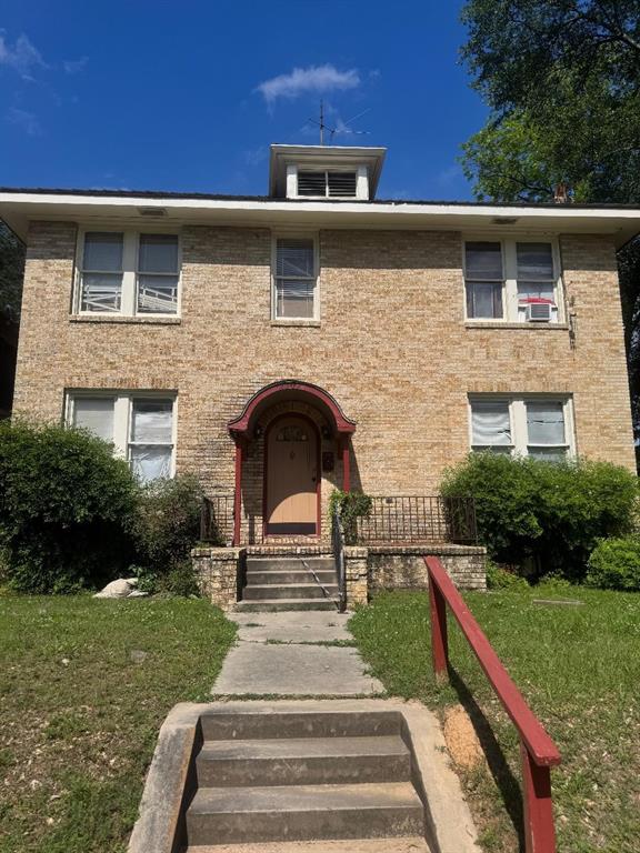 605 Merrick Street Property Photo