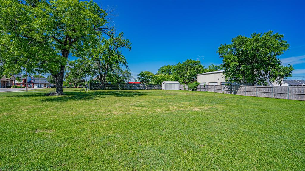 124 Anderson Street Property Photo 23